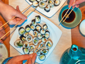 Veganes Sushi Rezept – einfach selber machen! | kohlundkarma